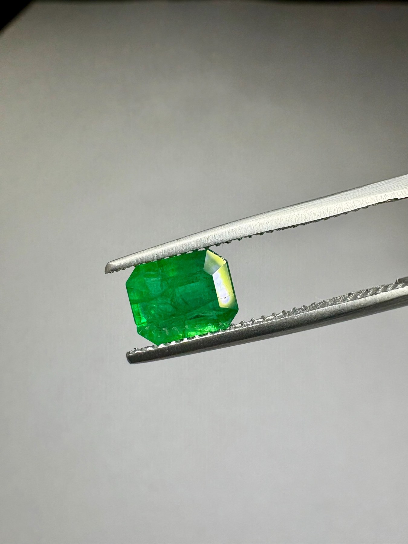 OGE-006 — Émeraude naturelle 1,26 ct