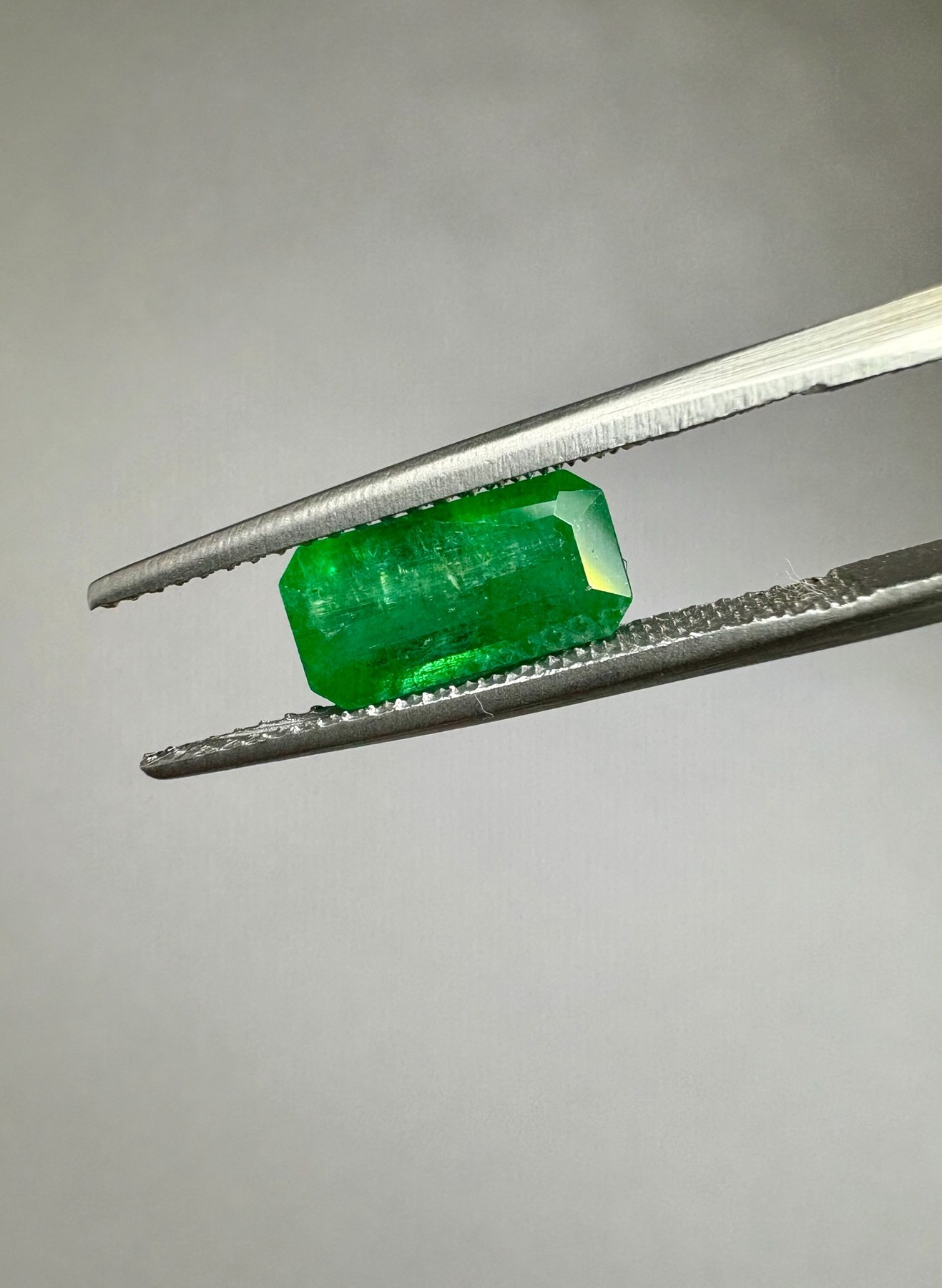 OGE-011 — Émeraude naturelle 1,53 ct